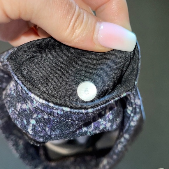 Lululemon Journey Crop Leggings - Picture 13 of 13